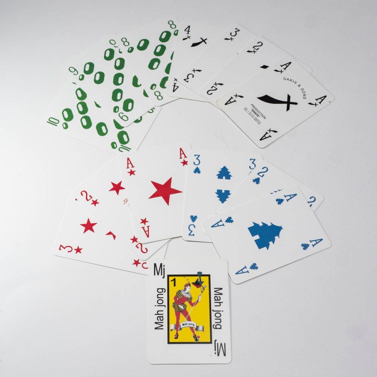 PLASTIC TICHU Playing cards red